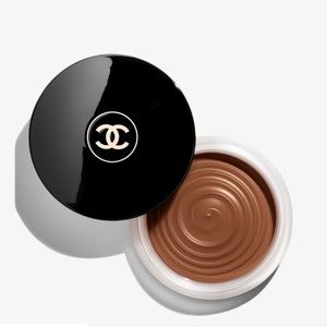 LES BEIGES Healthy Glow
Bronzing Cream